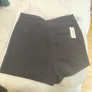 NWT Highwaisted Black Shorts